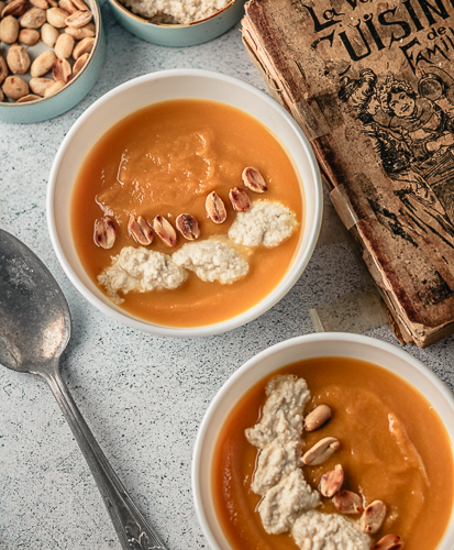 Crème de patate douce à la cacahuète